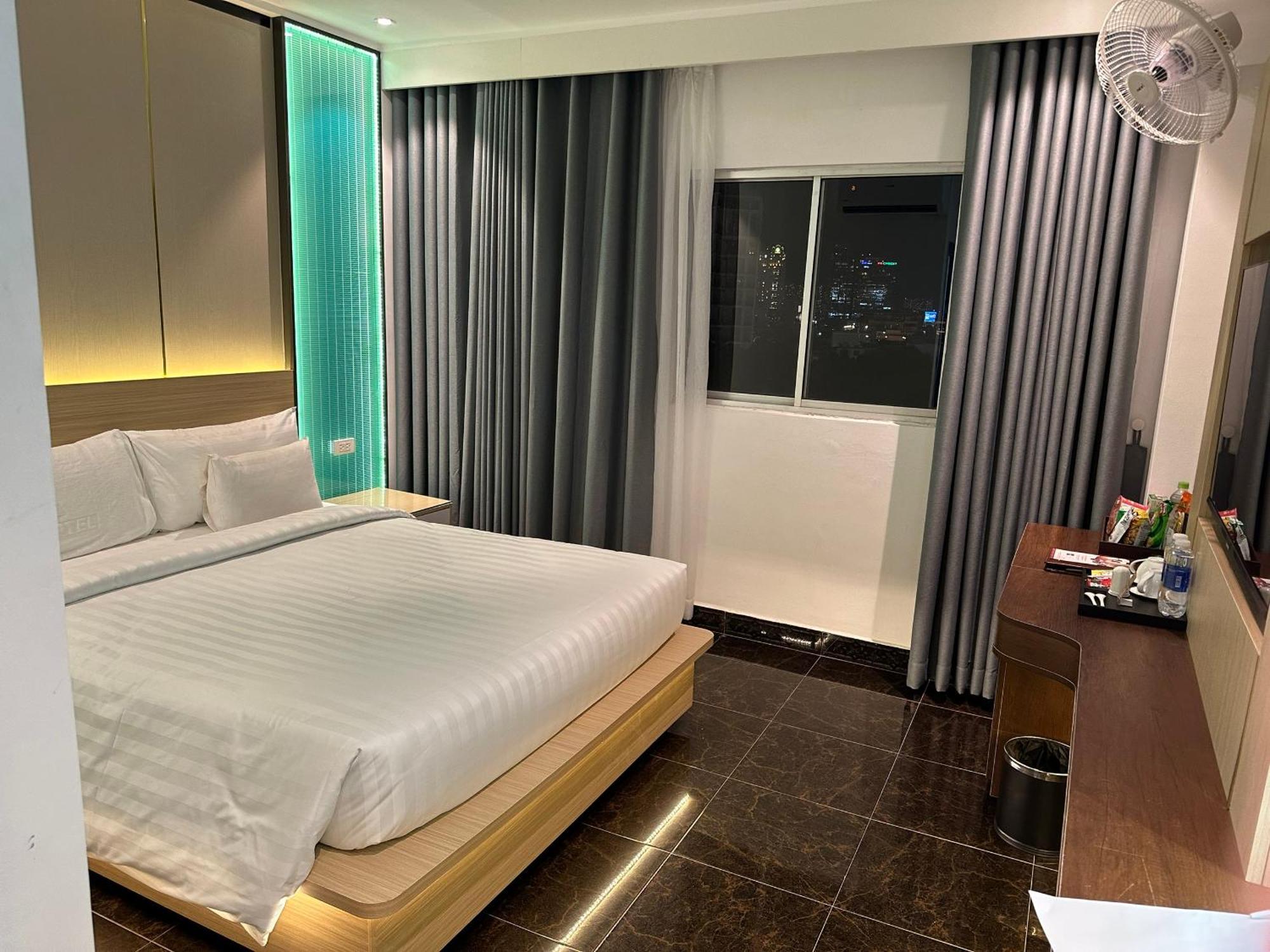 A25 Hotel - 277 Le Thanh Ton Hô Chi Minh-Ville Extérieur photo