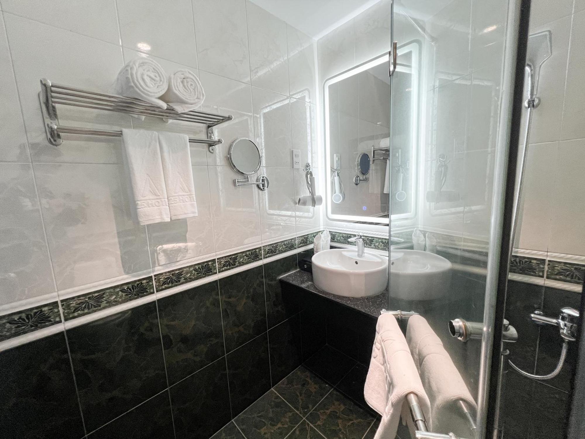 A25 Hotel - 277 Le Thanh Ton Hô Chi Minh-Ville Extérieur photo